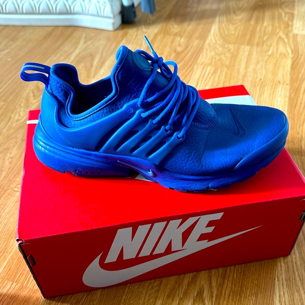 Nike Air Presto leather royal blue